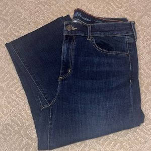 (TWO PAIRS) Women’s Eddie Bauer jeans Size: 10